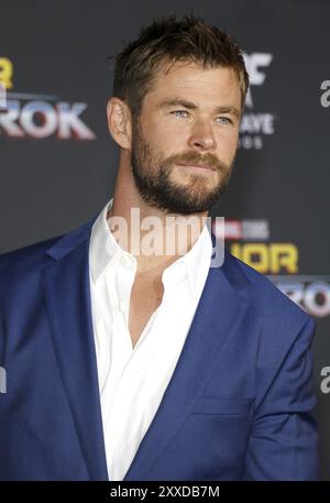 Chris Hemsworth à la première mondiale de 'Thor : Ragnarok' qui s'est tenue au El Capitan Theatre à Hollywood, États-Unis, le 10 octobre 2017 Banque D'Images