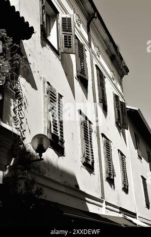 Vieille maison dans le vieux centre-ville de Porec en Croatie Banque D'Images