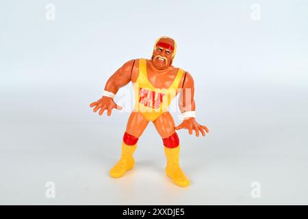 Figurine du WWF Hulk Hogan réalisée par Hasbro – pays de Galles, Royaume-Uni – 22 août 2024 Banque D'Images