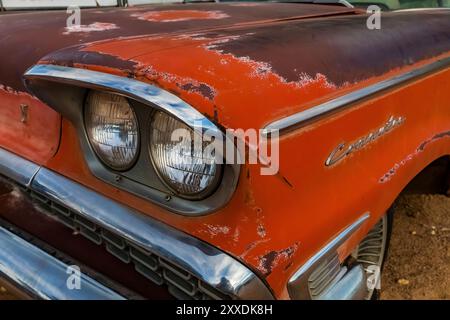 Old Mercury Commuter at Hackberry General Store along Historic Route 66,  Hackberry, Arizona, USA [No property release; editorial licensing only] Stock Photo