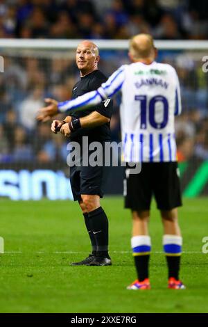 Hillsborough Stadium, Sheffield, England - 24th August 2024 Referee Simon Hooper - during the game Sheffield Wednesday v Leeds United, EFL Championship, 2024/25, Hillsborough Stadium, Sheffield, England - 24th August 2024  Credit: Arthur Haigh/WhiteRosePhotos/Alamy Live News Stock Photo