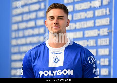 Gummersbach, Deutschland. 23 août 2024. Portrait Stepan Zeman (VfL Gummersbach 66) DAIKIN Handball Bundesliga, 1 Bundesliga, VfL Gummersbach, Mannschaftspraesentation Spielzeit 2024/2025, Schwalbe Arena Gummersbach, 23.08.2024 Foto : Eibner-Pressefoto/Juergen Augst crédit : dpa/Alamy Live News Banque D'Images