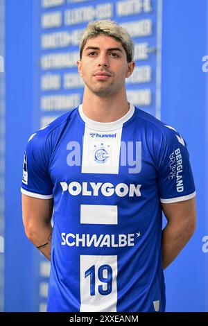 Gummersbach, Deutschland. 23 août 2024. Giorgi Tskhovrebadze (VfL Gummersbach 19) DAIKIN Handball Bundesliga, 1 Bundesliga, VfL Gummersbach, Mannschaftspraesentation Spielzeit 2024/2025, Schwalbe Arena Gummersbach, 23.08.2024 Foto : Eibner-Pressefoto/Juergen Augst crédit : dpa/Alamy Live News Banque D'Images