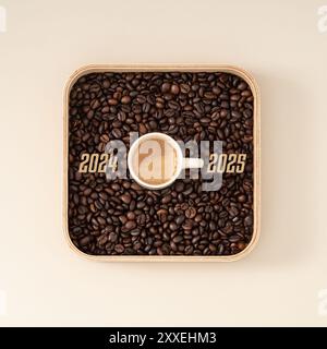 Bonne année 2025. Tasse de café changer 2024 à 2025 sur fond crème pastel. Concept de démarrage. Composition minimale. Pose à plat, vue de dessus. Banque D'Images