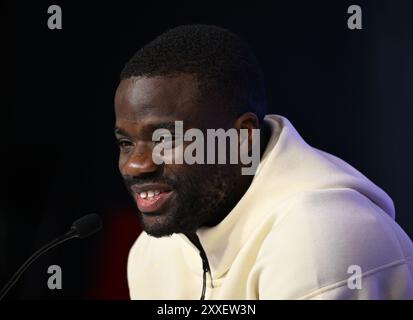 Flushing NY, États-Unis. 23 août 2024. Frances Tiafoe s’adresse aux médias au Centre national de tennis Billie Jean King de l’USTA le 23 août 2024 à Flushing Queens. Crédit : Mpi04/Media Punch/Alamy Live News Banque D'Images