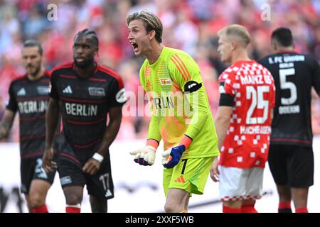 Mainz, Allemagne. 24 août 2024. Fussball 1. Bundesliga 1. Spieltag 1. FSV Mainz 05 - 1. FC Union Berlin AM 24.08.2024 in der Mewa Arena in Mayence Frederik Roennow ( Berlin ) les règlements du DFL interdisent toute utilisation de photographies comme séquences d'images et/ou quasi-vidéo. Foto : Revierfoto crédit : ddp Media GmbH/Alamy Live News Banque D'Images