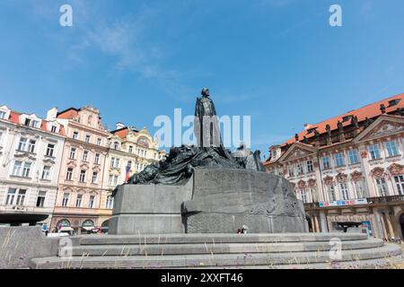 Jan Hus Monument Place de la Vieille Ville Prague République Tchèque Banque D'Images