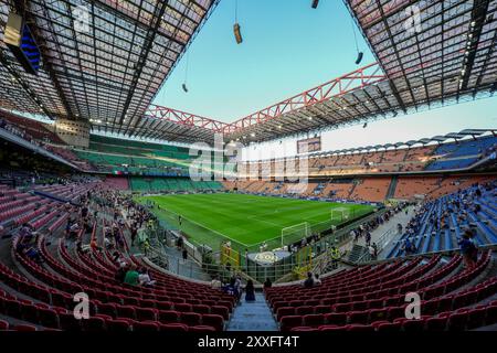 Milan, Italie. 24 août 2024. San Stadium avant le match de football Serie A entre Inter et Lecce au stade San Siro de Milan, Italie du Nord - samedi 24 août 2024. Sport - Soccer . (Photo de Spada/Lapresse) crédit : LaPresse/Alamy Live News Banque D'Images