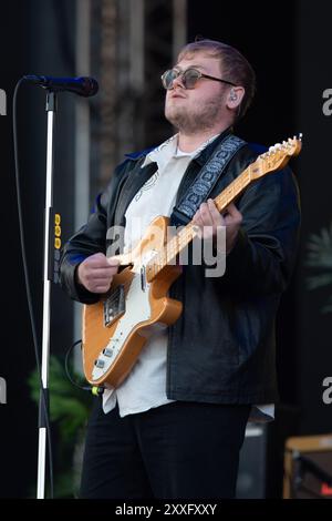 Southsea, Hampshire, Royaume-Uni, les Lathams sur la scène commune du Victorious Festival le samedi 24 août 2024 crédit photo Emma Terracciano/Alamy Live News Banque D'Images