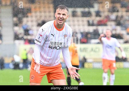 Cledara Abbey Stadium, Cambridge on Saturday 24th August 2024. Lee Evans (7 Blackpool) gestures during the Sky Bet League 1 match between Cambridge United and Blackpool at the Cledara Abbey Stadium, Cambridge on Saturday 24th August 2024. (Photo: Kevin Hodgson | MI News) Credit: MI News & Sport /Alamy Live News Stock Photo