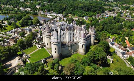 Drone photo Château de Pierrefonds france europe Banque D'Images