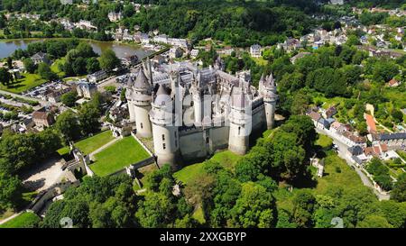 Drone photo Château de Pierrefonds france europe Banque D'Images