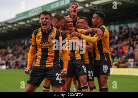 Boston, Royaume-Uni, 24 août 2024, Jai Rowe de Boston United célèbre marquer Un but, lors de Boston United vs Tamworth FC, Vanarama National League Banque D'Images