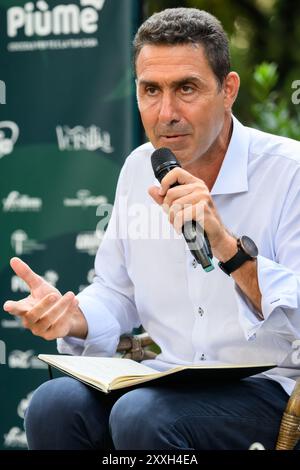 Marina Di Pietrasanta, Italie. 24 août 2024. Général de l'armée Roberto Vannacci membre du Parlement européen et auteur du livre "courage gagne" dans un débat à la Versiliana. (Photo de Stefano dalle Luche/Pacific Press) crédit : Pacific Press Media production Corp./Alamy Live News Banque D'Images