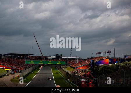 Zandvoort, pays-Bas, le 24 août, Max Verstappen, des pays-Bas, concourt pour Red Bull Racing. Qualifications, 15e manche du championnat de formule 1 2024. Crédit : Michael Potts/Alamy Live News Banque D'Images