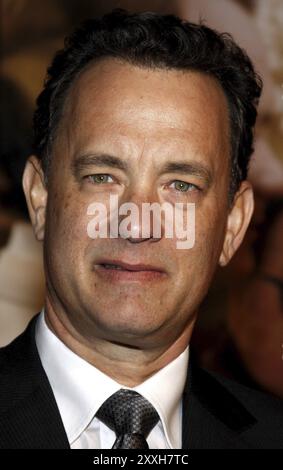 Tom Hanks lors de la première à Los Angeles de « la guerre de Charlie Wilson », qui s'est tenue aux cinémas CityWalk à Universal City le 10 décembre 2007. Crédit : Lumeimage Banque D'Images