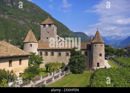 Bolzano dans le Tyrol du Sud Château de Maretsch, Bolzano dans le Haut-Adige, le Château de Maretsch Banque D'Images