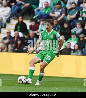 Stade Easter Road, Édimbourg. Scotland UK.24 août 24 Hibernian vs Dundee William Hill Scottish Premiership match. Rudi Molotnikov de Hibernian Credit : eric mccowat/Alamy Live News Banque D'Images