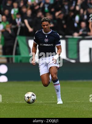 Stade Easter Road, Édimbourg. Scotland UK.24 août 24 Hibernian vs Dundee William Hill Scottish Premiership match. Dundee Ethan Ingram crédit : eric mccowat/Alamy Live News Banque D'Images