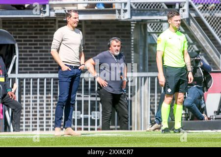 Rotterdam, pays-Bas. 25 août 2024. ROTTERDAM, 25-8-24, Stadium het Kasteel, Dutch eredivisie, Sparta Rotterdam - Feyenoord, entraîneur de Feyenoord Brian Priske crédit : Pro Shots/Alamy Live News Banque D'Images