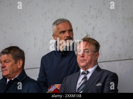 Paisley, Renfrewshire, Écosse. 25 août 2024 ; St Mirren Park, Paisley, Renfrewshire, Écosse, Scottish Premiership Football, St Mirren contre Celtic ; Jim Goodwin, manager de Dundee United, crédit : action plus Sports images/Alamy Live News Banque D'Images