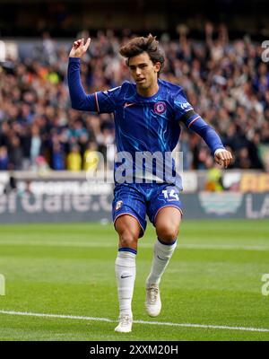 Joao Felix de Chelsea célèbre avoir marqué son sixième but du match lors du match de premier League au Molineux Stadium, Wolverhampton. Date de la photo : dimanche 25 août 2024. Banque D'Images