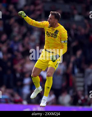 Le gardien Neto de Bournemouth célèbre le deuxième but de son équipe avant qu'il ne soit exclu pour un hand-ball lors du match de premier League au Vitality Stadium de Bournemouth. Date de la photo : dimanche 25 août 2024. Banque D'Images