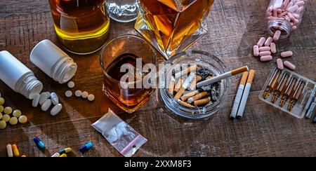 Les substances addictives, y compris l'alcool, les cigarettes et les drogues. Banque D'Images