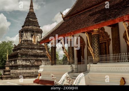 Temple bouddhiste Wat Hosian Voravihane à Luang Prabang, Laos Banque D'Images