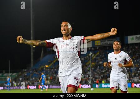 Alessio Vita esulting après le but de l'A.S. Cittadella lors du match de football italien Serie B entre le Brescia Calcio FC et l'A.S. Cittadella 1973 Rigamonti Stadium le 24 août 2024, Brixia, Italie. Lors de Brescia Calcio vs AS Cittadella, match de football italien Serie B à Brescia, Italie, 24 août 2024 Banque D'Images