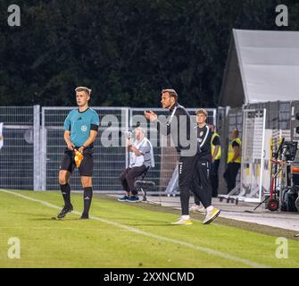 Nils Doering (SV Wehen Wiesbaden, Cheftrainer), VfB Stuttgart II v. SV Wehen Wiesbaden, Fußball, 3. Liga, 3. Spieltag, 2024 / 2025, 25.08.2024, Foto : Eibner-Pressefoto/Max Vogel Banque D'Images