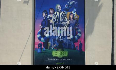 Burbank, Californie, USA 23 août 2024 Tim Burton Beetlejuice Beetlejuice Billboard chez Warner Bros Studios le 23 août 2024 à Burbank, Californie, USA. Photo de Barry King/Alamy Stock photo Banque D'Images