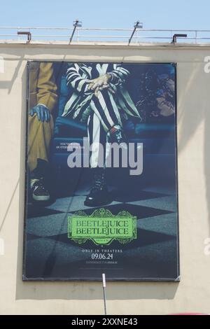 Burbank, Californie, USA 23 août 2024 Tim Burton Beetlejuice Beetlejuice Billboard chez Warner Bros Studios le 23 août 2024 à Burbank, Californie, USA. Photo de Barry King/Alamy Stock photo Banque D'Images