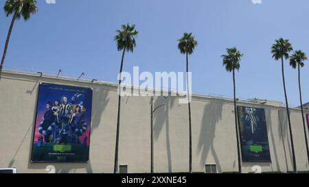 Burbank, Californie, USA 23 août 2024 Tim Burton Beetlejuice Beetlejuice Billboards chez Warner Bros Studios le 23 août 2024 à Burbank, Californie, USA. Photo de Barry King/Alamy Stock photo Banque D'Images