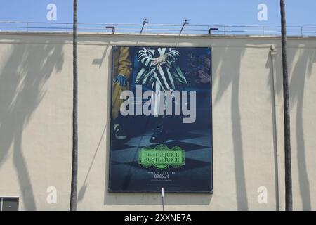 Burbank, Californie, USA 23 août 2024 Tim Burton Beetlejuice Beetlejuice Billboard chez Warner Bros Studios le 23 août 2024 à Burbank, Californie, USA. Photo de Barry King/Alamy Stock photo Banque D'Images
