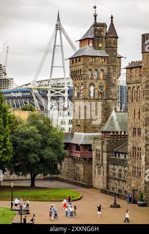 Vue du stade principalement depuis le château de Cardiff dans la capitale galloise du pays de Galles Banque D'Images