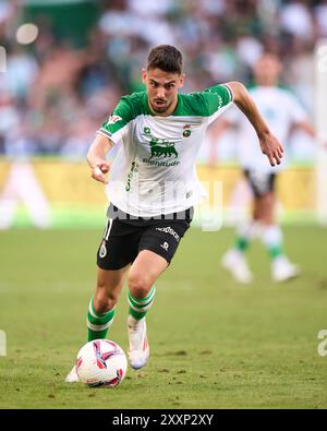 Andres Martin du Real Racing Club avec le ballon lors du match la Liga Hypermotion entre Real Racing Club et SD Eibar au stade El Sardinero sur au Banque D'Images