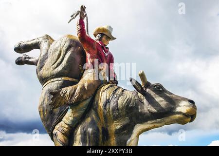 Sculpture cow-boy à Williams Lake en Colombie-Britannique, Canada Banque D'Images