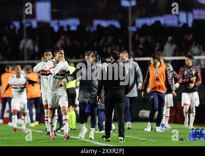 Sao Paulo, Brésil. 25 août 2024. Football Football - Championnat brésilien – São Paulo vs Vitória – stade Morumbi. Luis Zubeldía Reacts de São Paulo crédit : Vilmar Bannach/Alamy/Live News Banque D'Images