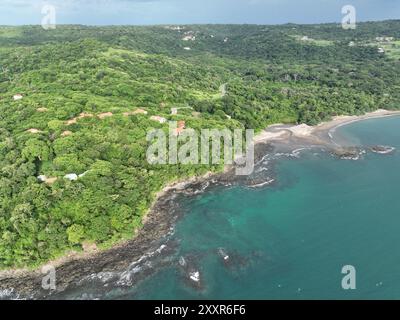 Vue aérienne de Playa Panama et Bahia Culebra à Guanacaste, Costa Rica Banque D'Images