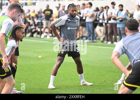 Columbus, Ohio, États-Unis. 25 août 2024 : le défenseur de Columbus Crew Steven Moreira (31 ans) lors des échauffements avant de jouer contre le Los Angeles FC lors de la finale de la Leagues Cup à Columbus, Ohio. Brent Clark/Cal Sport Media (crédit image : © Brent Clark/Cal Sport Media) crédit : Cal Sport Media/Alamy Live News Banque D'Images