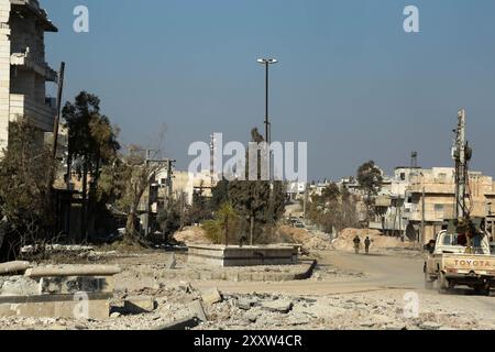 Les forces turques et l’Armée syrienne libre (ASL) contrôlent désormais toute la ville d’Al-Bab. Les forces turques et l'ASL ont réussi à s'emparer de la ville, malgré la résistance acharnée des combattants de l'État islamique restants dans la ville, au moyen d'intenses frappes aériennes d'avions de guerre et de tirs d'artillerie lourde Banque D'Images