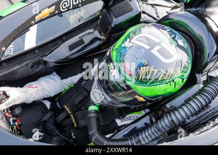 Portland, Oregon, États-Unis. 24 août 2024. CONOR DALY (78) (États-Unis) de Noblesville, Indiana s'attache dans son véhicule alors qu'il se prépare à s'entraîner pour le Grand Prix de Portland Bitnile.com au Portland International Raceway à Portland, OREGON. (Crédit image : © Walter G. Arce Sr./ASP via ZUMA Press Wire) USAGE ÉDITORIAL SEULEMENT! Non destiné à UN USAGE commercial ! Banque D'Images