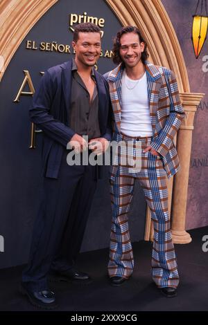 Madrid, Espagne. 26 août 2024. Ismael Cruz Cordova et Maxim Baldry assistent à la première de 'El Señor de Los Anillos : Los Anillos de Poder' au Cinéma Callao le 26 août 2024 à Madrid, Espagne crédit : Sipa USA/Alamy Live News Banque D'Images