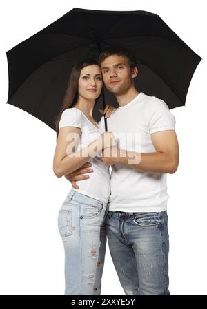 Portrait d'un jeune couple avec parapluie noir Banque D'Images