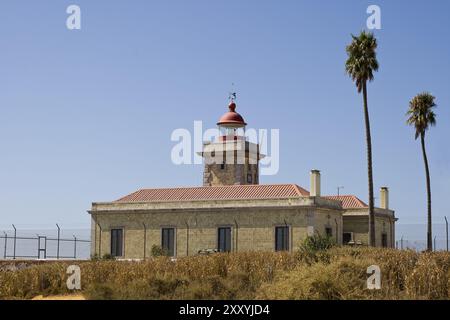 Phare de Cabo Carvoeiro, Algarve, Portugal près de la ville de Lagos Banque D'Images