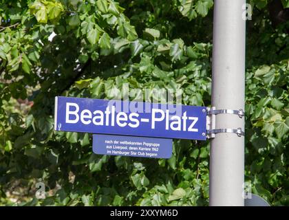 Hambourg, Allemagne - 30 juillet 2016 : nom de rue Beatles Platz - engl. Beautles Square - dans Sankt Pauli, le quartier d'amusement de Hambourg. Banque D'Images