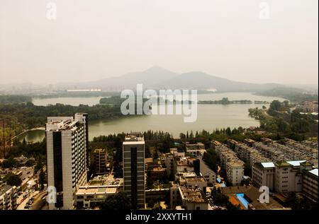 Vue sur le lac Xuanwu à Nanjing, Chine. Banque D'Images