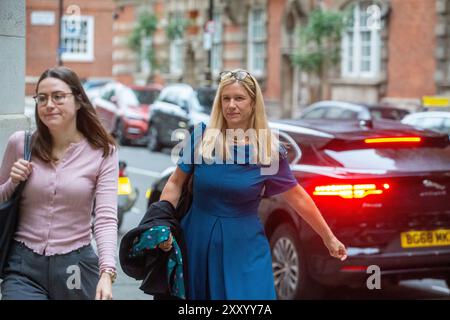 Londres, Angleterre, Royaume-Uni. 27 août 2024. La présidente du Parti travailliste, ELLIE REEVES, est vue à Westminster avant la ronde des médias du matin. (Crédit image : © Tayfun Salci/ZUMA Press Wire) USAGE ÉDITORIAL SEULEMENT! Non destiné à UN USAGE commercial ! Crédit : ZUMA Press, Inc/Alamy Live News Banque D'Images