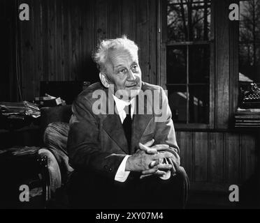 Albert Szent-Gyorgyi au moment de sa nomination aux NIH. Circa 1948. Par J.W. McGuire. Banque D'Images